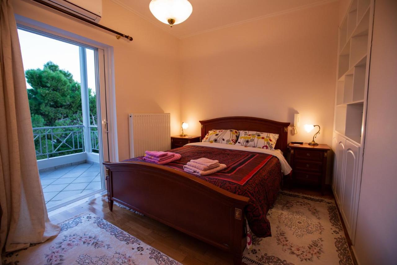 Near Nafpaktos' KiteSurfing beach, Luxurious Penthouse - Άνετο οροφοδιαμέρισμα 65m2 με θέα, κοντά στην παραλία Γριμπόβου Εξωτερικό φωτογραφία