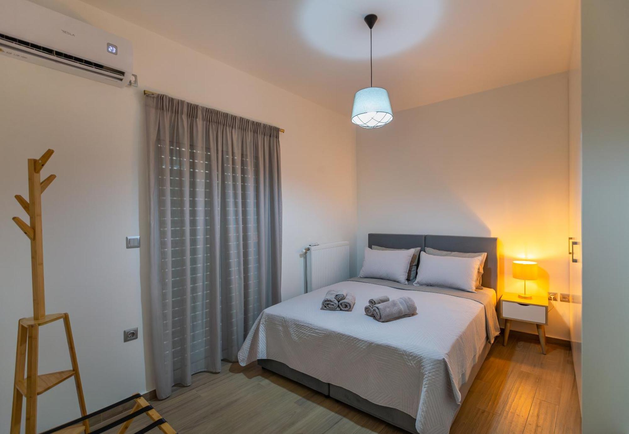 Near Nafpaktos' KiteSurfing beach, Luxurious Penthouse - Άνετο οροφοδιαμέρισμα 65m2 με θέα, κοντά στην παραλία Γριμπόβου Εξωτερικό φωτογραφία